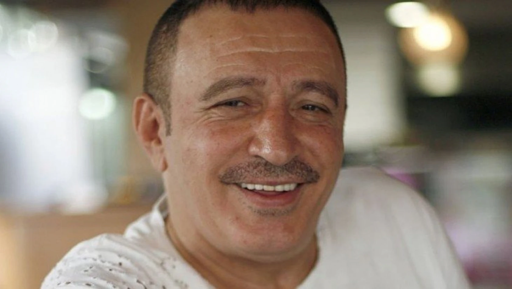 Şarkıcı Mustafa Topaloğlu, yeniden hastaneye kaldırıldı! Sağlık durumu nasıl?