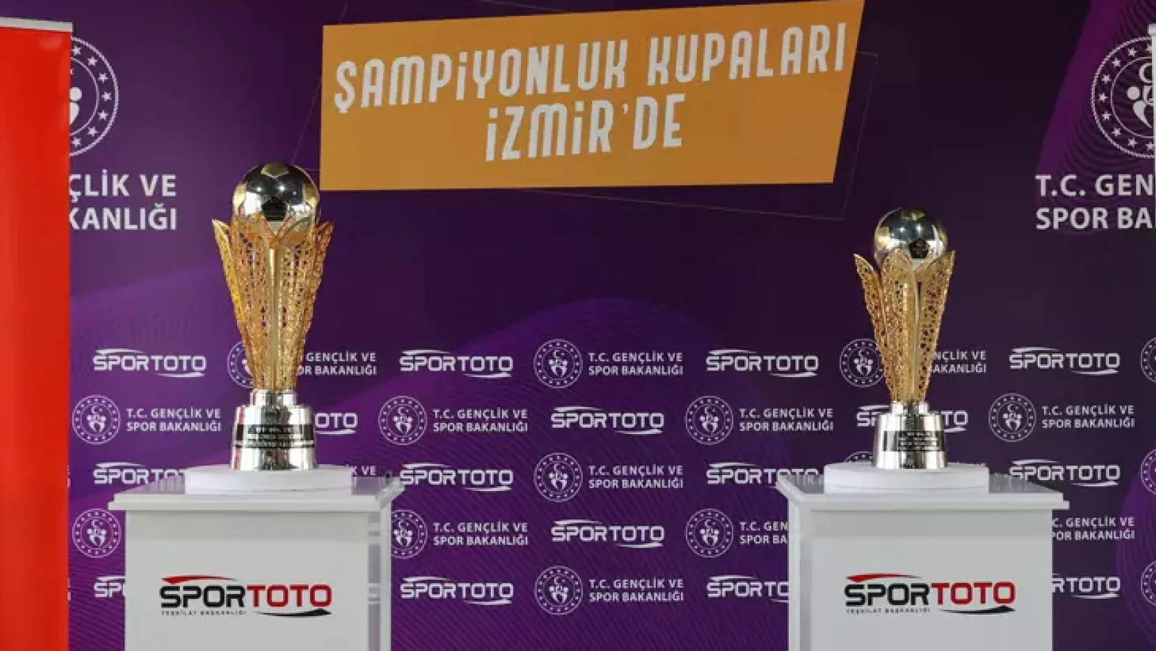 Süper Lig ve 1. Lig kupaları tanıtıldı
