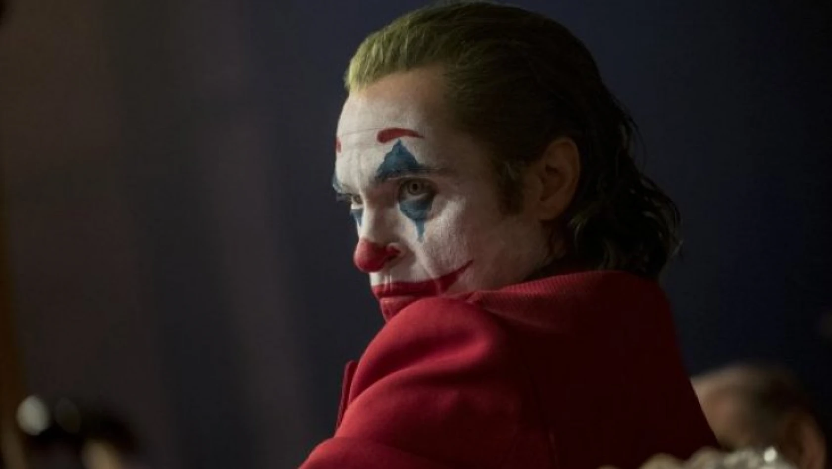 Todd Phillips, Joker 2 filminin adını ve senaryo kapağını paylaştı