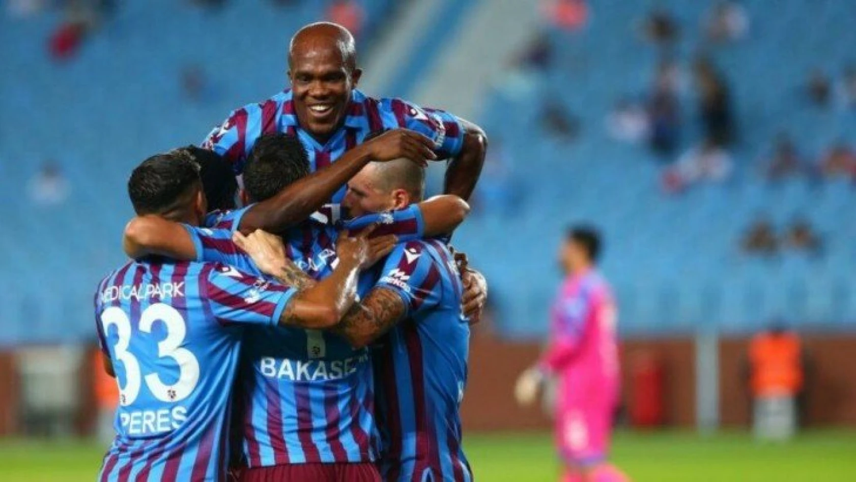 Trabzonspor, Sivasspor'u tempolu maçta 2-1 mağlup etti