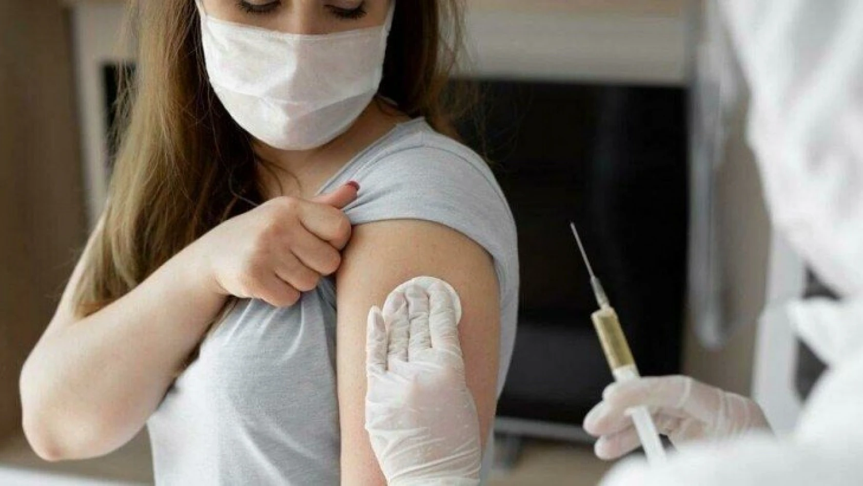 Türkiye'de kullanılan iki doz Sinovac aşısının etkinlik oranı belli oldu