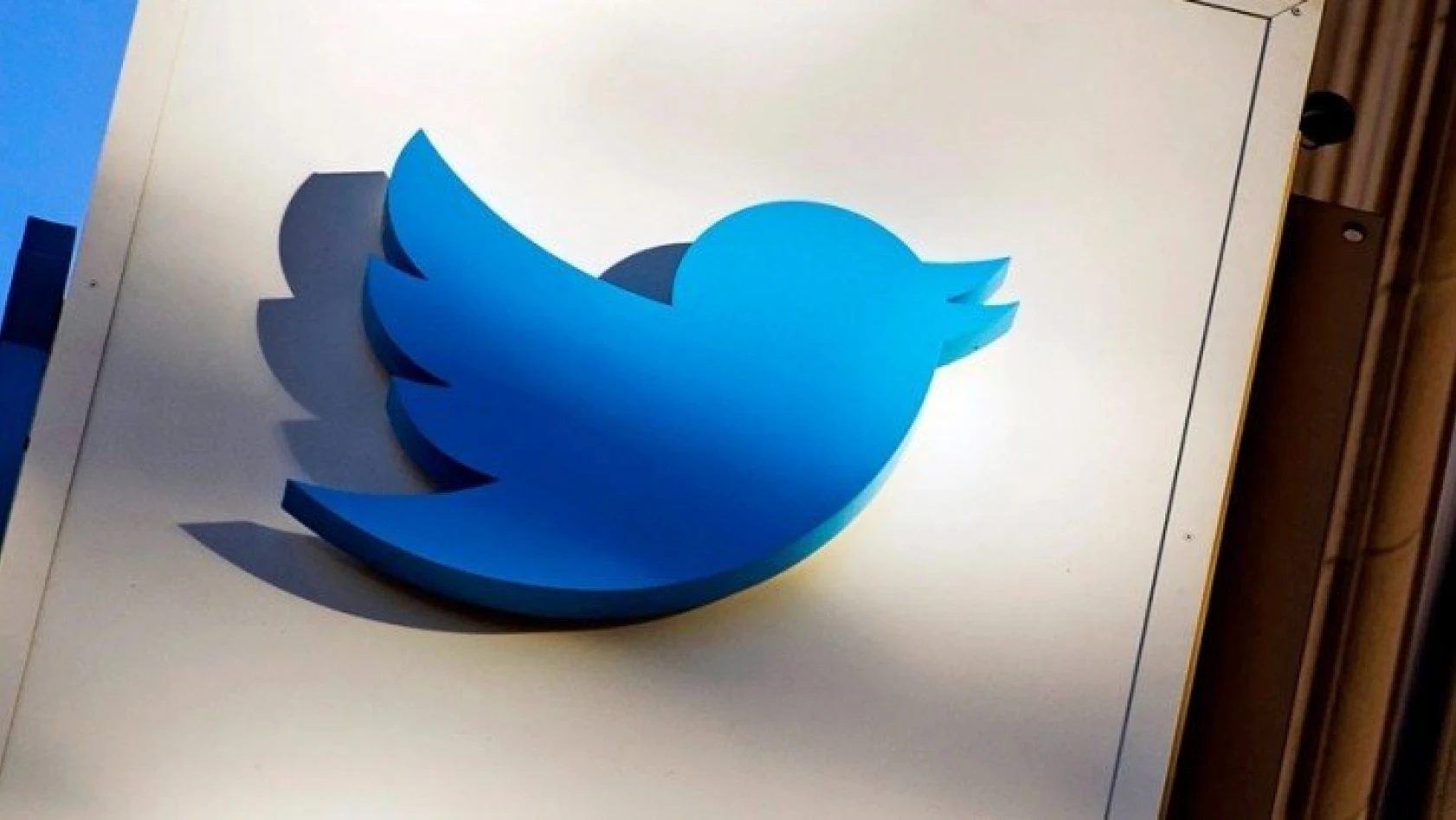 Twitter'ın ücretli abonelik hizmetinin ismi ve fiyatı belli oldu