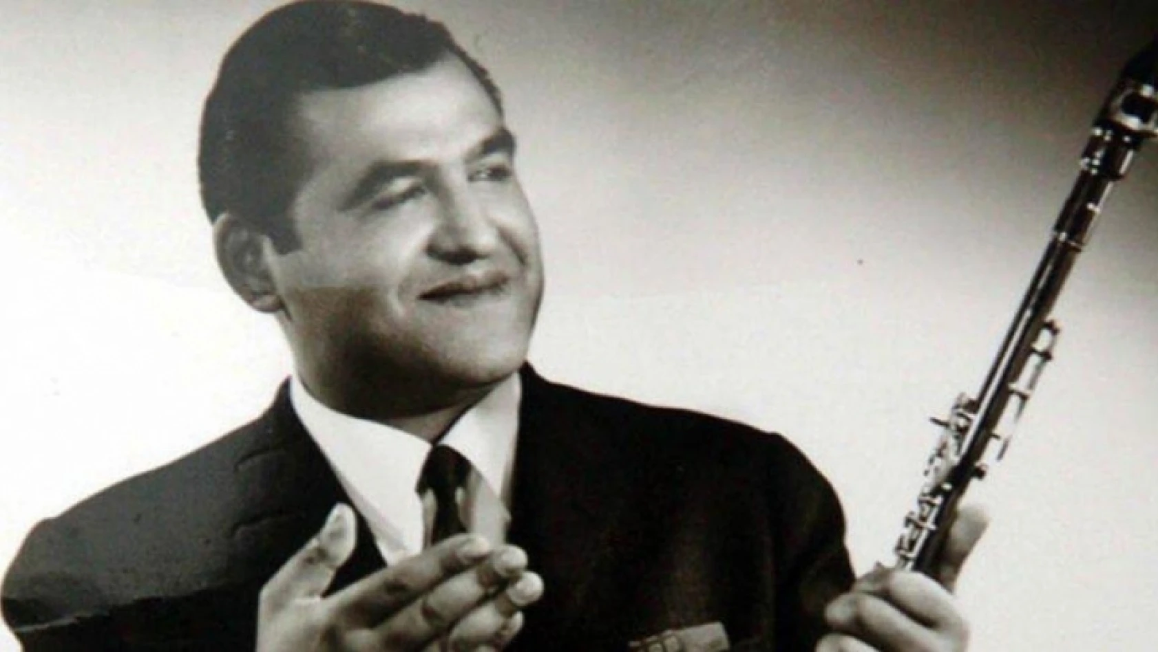 Ünlü klarnet sanatçısı Mustafa Kandıralı vefat etti