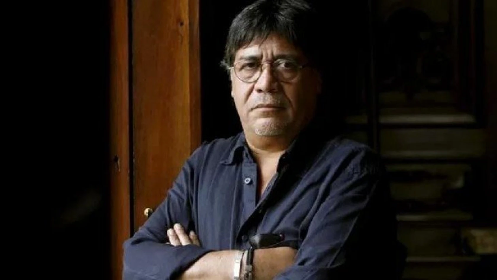 Usta edebiyatçı Luis Sepúlveda coronavirüs nedeniyle hayatını kaybetti