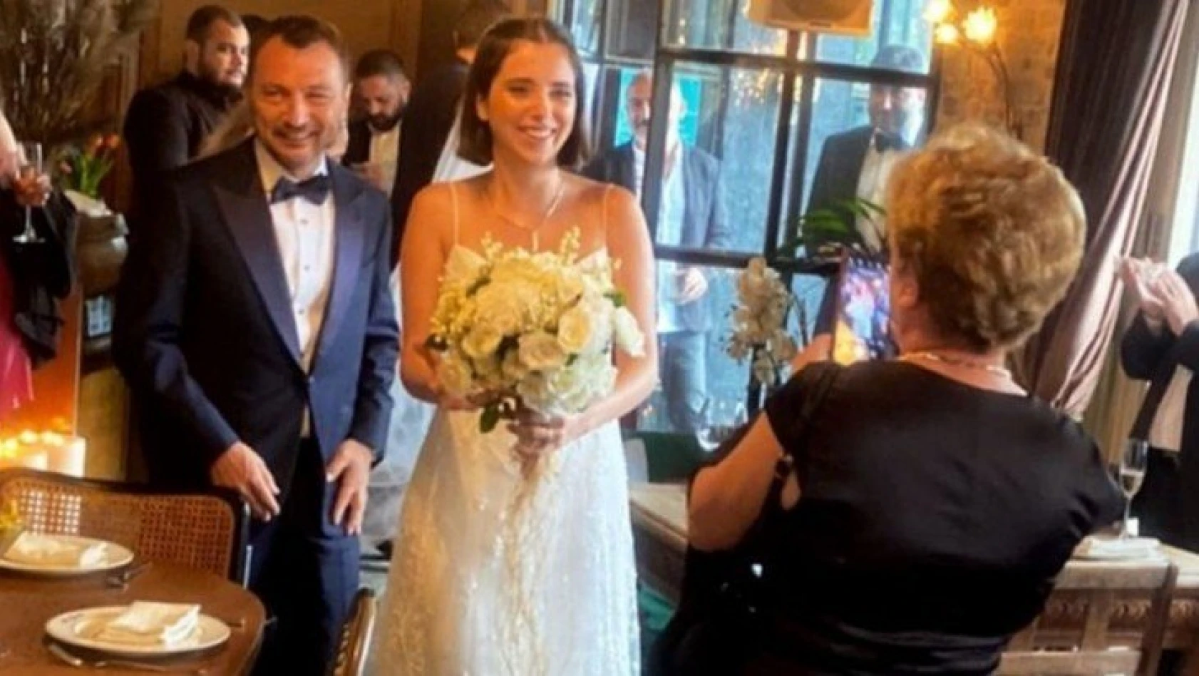 Yönetmen Uluç Bayraktar ile Alara Hamamcıoğlu evlendi