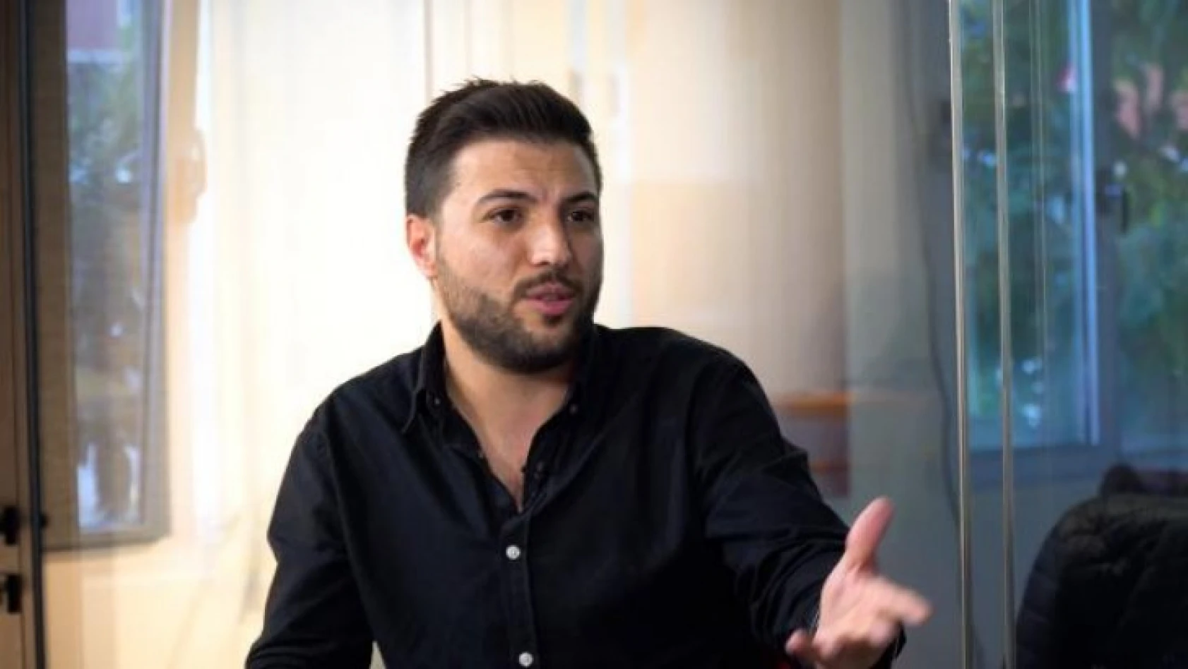 YouTuber Faruk Polat, TikTok'ta yayın yapanlara ateş püskürdü! 'Canlı yayında dilencilik yapıyorlar'