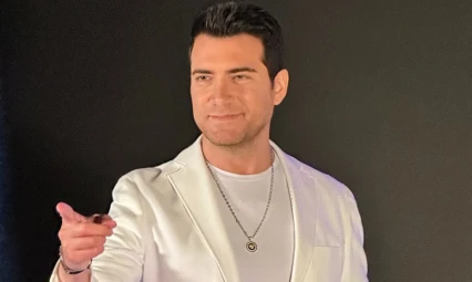 Murat Kurşun'dan 3 şehirde 3 şarkılık potpori