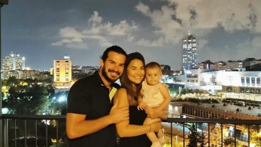 Hakan-Gizem Hatiopoğlu çifti, 8. evlilik yıldönümlerini kutladı