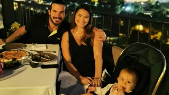 Hakan-Gizem Hatiopoğlu çifti, 8. evlilik yıldönümlerini kutladı