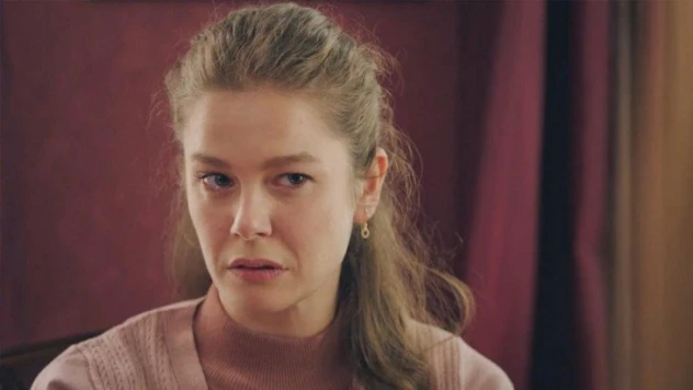 Burcu Biricik'e Instagram şoku! Hesabı kapatıldı!