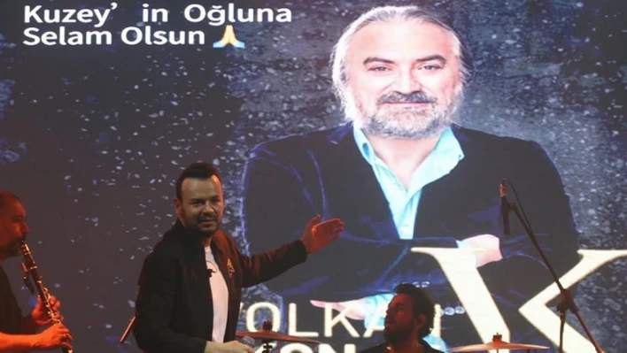 Deha Bilimlier'in Ferdi Tayfur ve Volkan Konak sözleri duygulandırdı