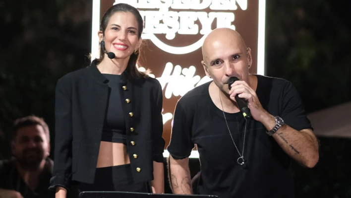 Derya Beşerler ile Birol Namoğlu, 'Bir Hikaye Bir Şarkı' ile aynı sahnede