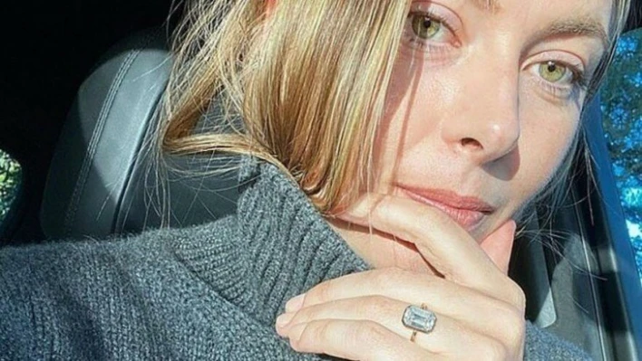 Maria Sharapova'ya servet değerinde nişan yüzüğü! Fiyatı dudak uçuklattı!