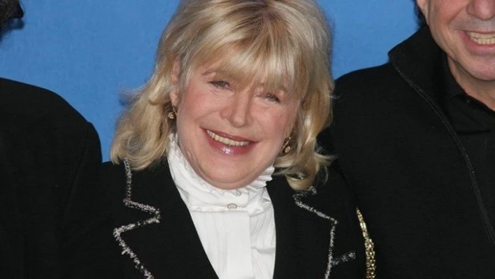 Marianne Faithfull'in corona virüsü test sonucu pozitif çıktı