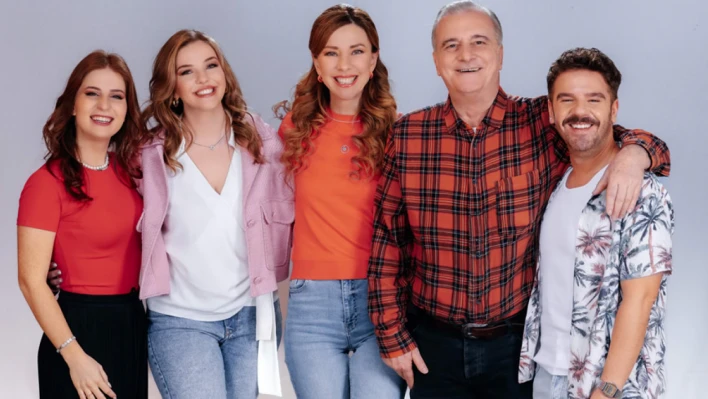 'Sihirli Annem: Hepimiz Biriz' filminin afişi yayınlandı