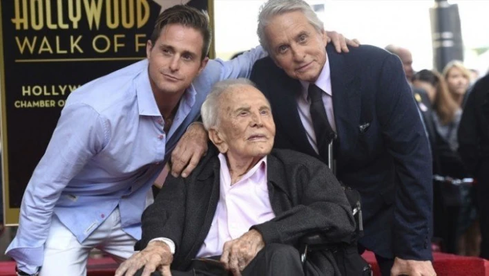 Ünlü aktör Kirk Douglas, hayatını kaybetti