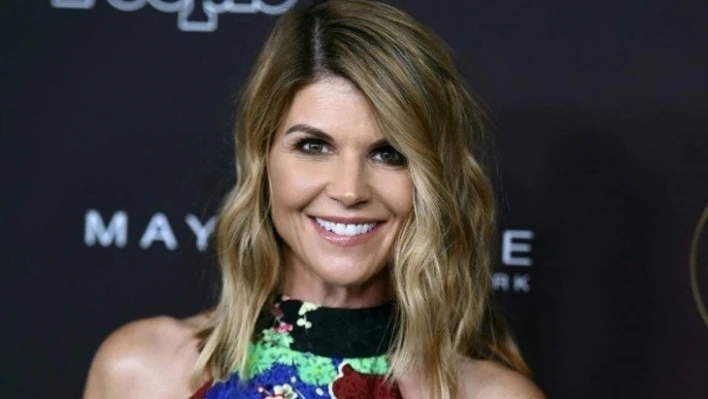 Ünlü oyuncu Lori Loughlin, rüşvet suçlamalarını kabul etti