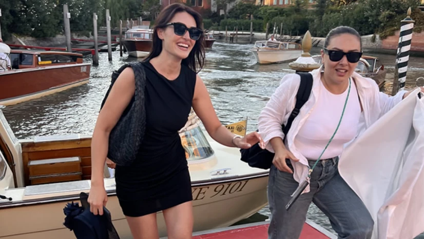 Esra Bilgiç, Venedik Film Festivali için İtalya'ya gitti