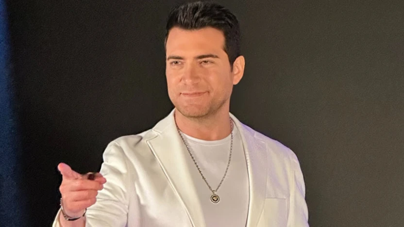 Murat Kurşun'dan 3 şehirde 3 şarkılık potpori