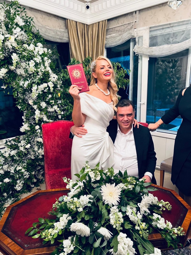 Sürpriz nikah! Sezer İnanoğlu ile Seyhan Eyiçalış evlendi!