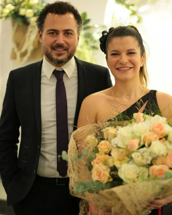 Survivor Ekstra'nın sunucusu Furkan Dede ve Berçin Tavukçuoğlu nişanlandı