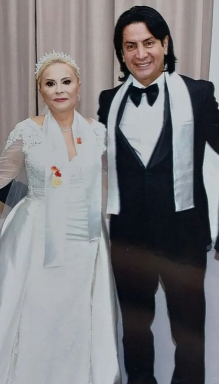 Şarkıcı Murat Başaran ile Ayten Öztürk evlendi