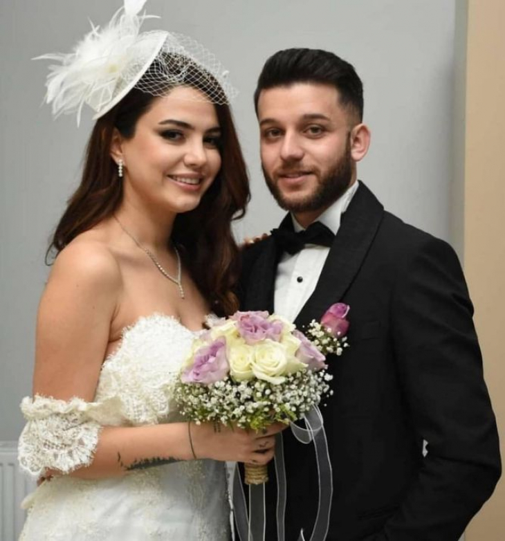 Ece Ronay'ın Mehmet Bilir ile 1 yıllık evliliği tek celsede bitti