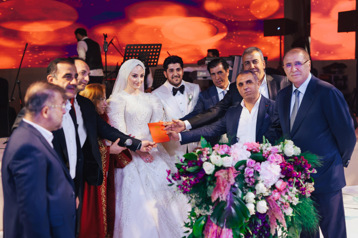 Görkemli düğün! Merve İpek ile Fırat Oruç evlendi!